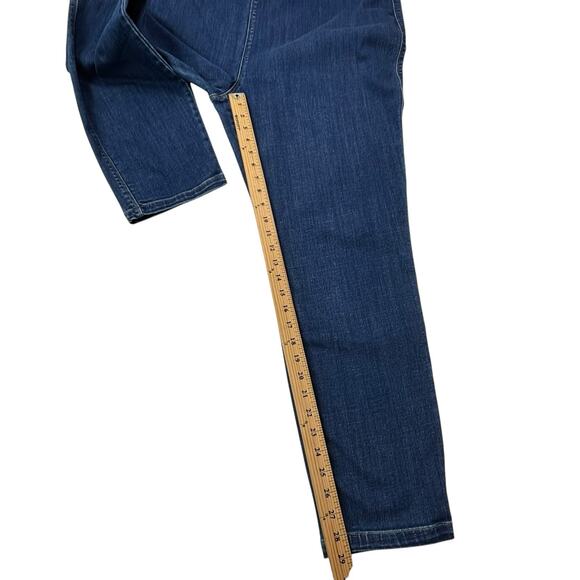 LOGO by Lori Goldstein Womens Plus 26W Stretch Comfy Elastic Waist Pull-on Jeans - Picture 9 of 16